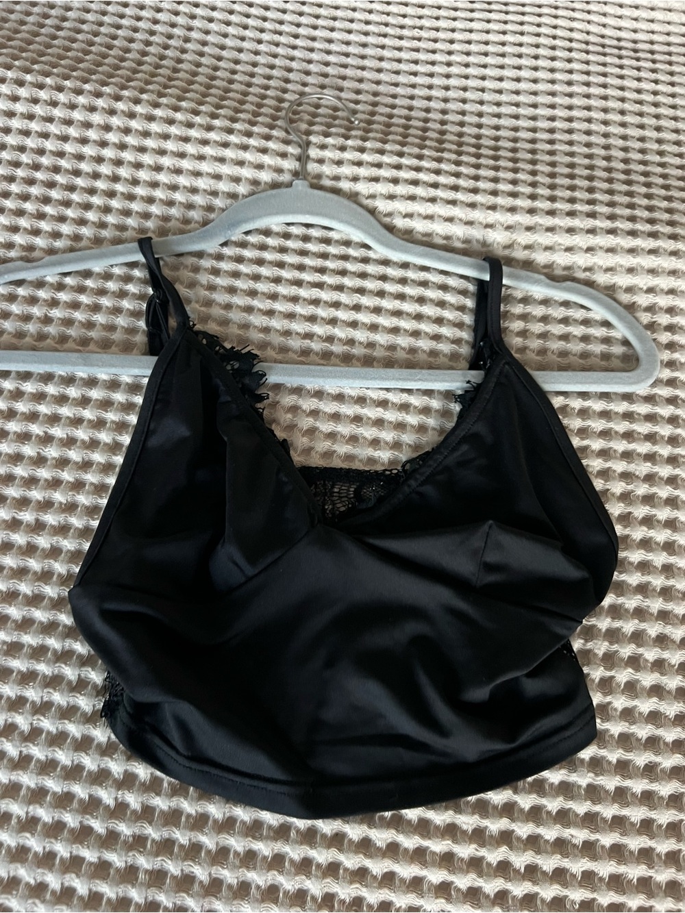SHEIN Black Satin Lace-Trim Bandeau Cami